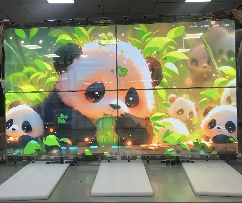 高端展示首選！OLED透明屏助力品牌高效傳播！